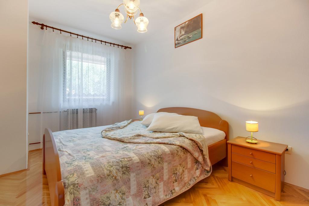 Franjo Apartment